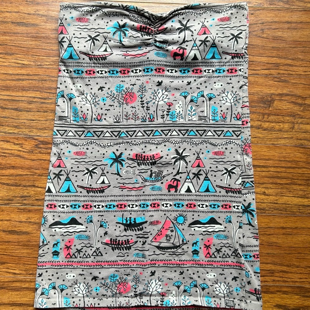 Billabong tube top, size medium, rare vintage design